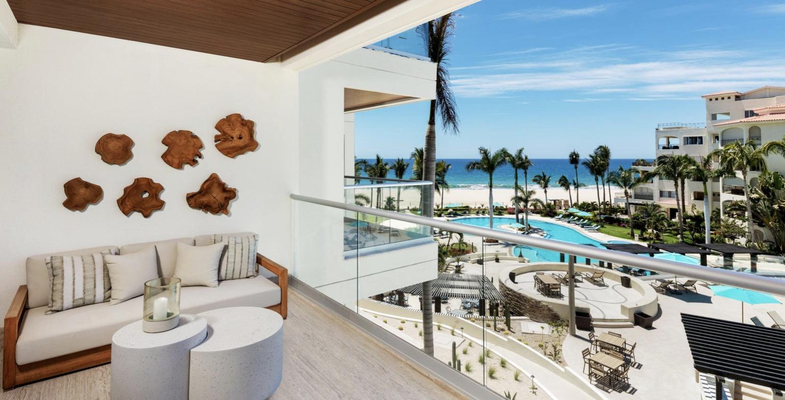 Terraza de un condominio frente a la playa en San Jose del Cabo