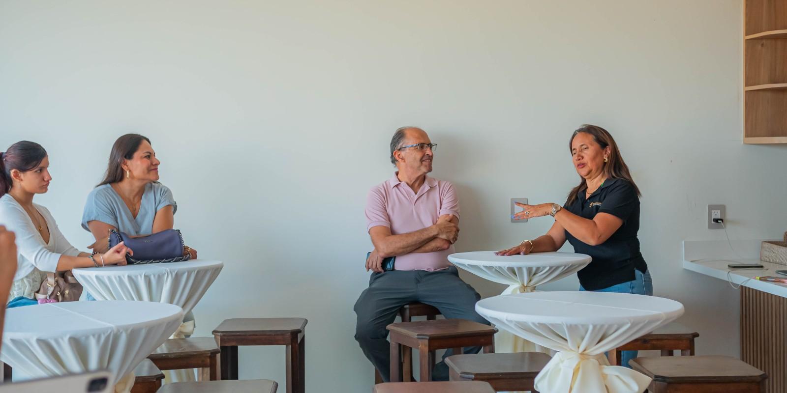 Agente inmobiliario en Cabo San Lucas que me ayuden a comprar una casa, soy extranjero  